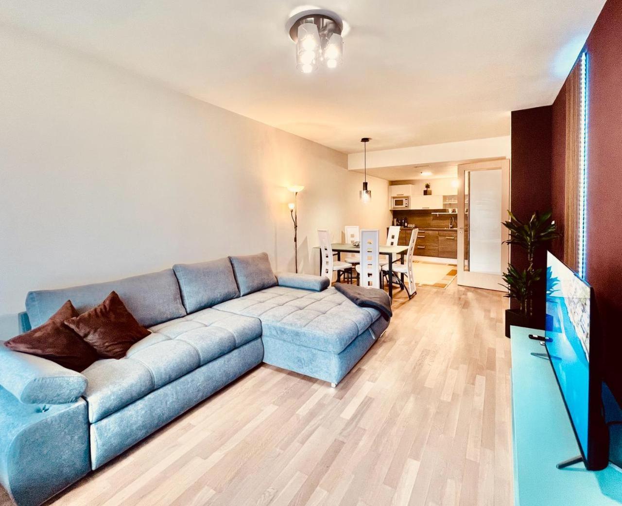 Luxury Apartment In Prague And Free Parking Exteriér fotografie
