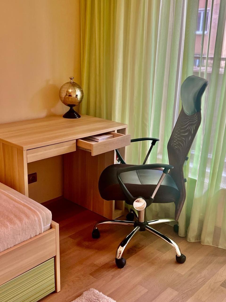 Luxury Apartment In Prague And Free Parking Exteriér fotografie